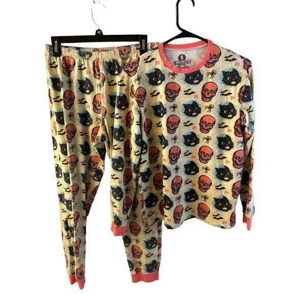 Creepy Co. Other - Beistle Creepy Co. pajamas shirt pants small skull head black cat bats